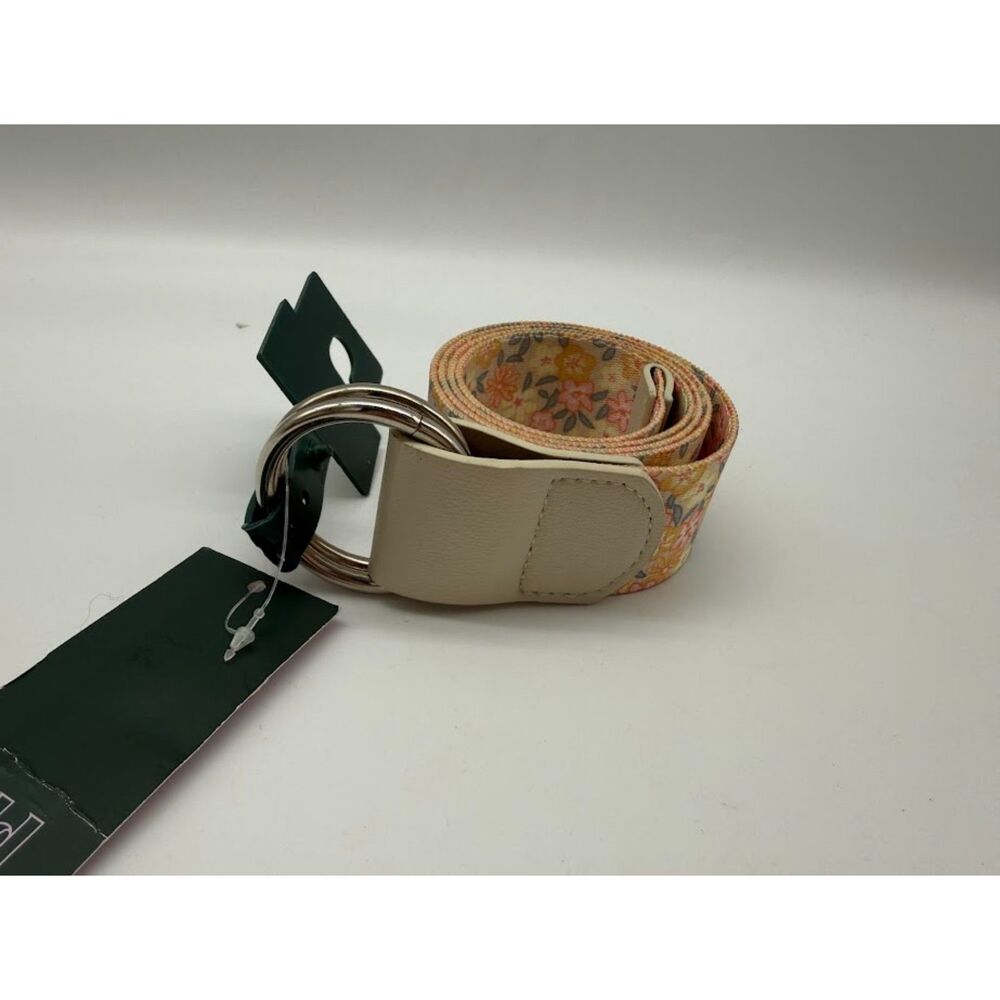 Wild Fable  floral print size Large  belt